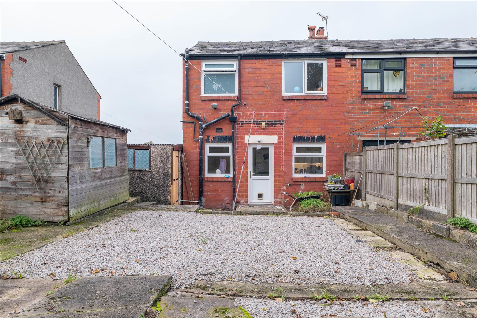 Russell Square West, Chorley
